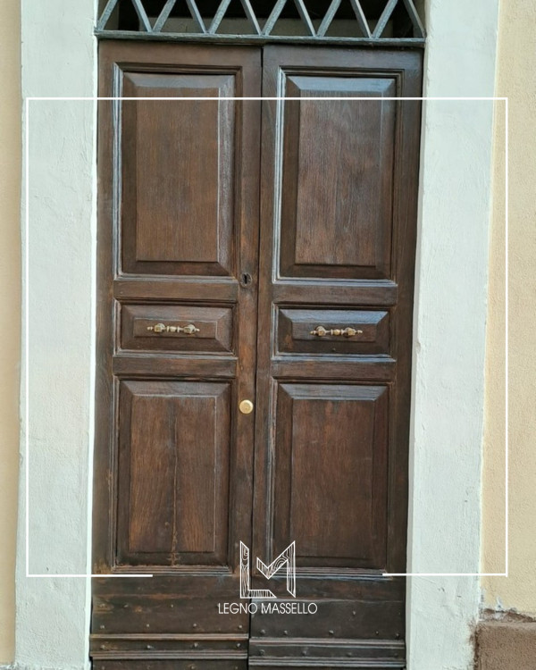 Ristrutturazione portone in castagno