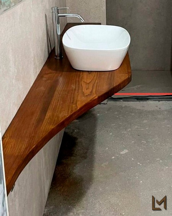Piano lavabo in castagno